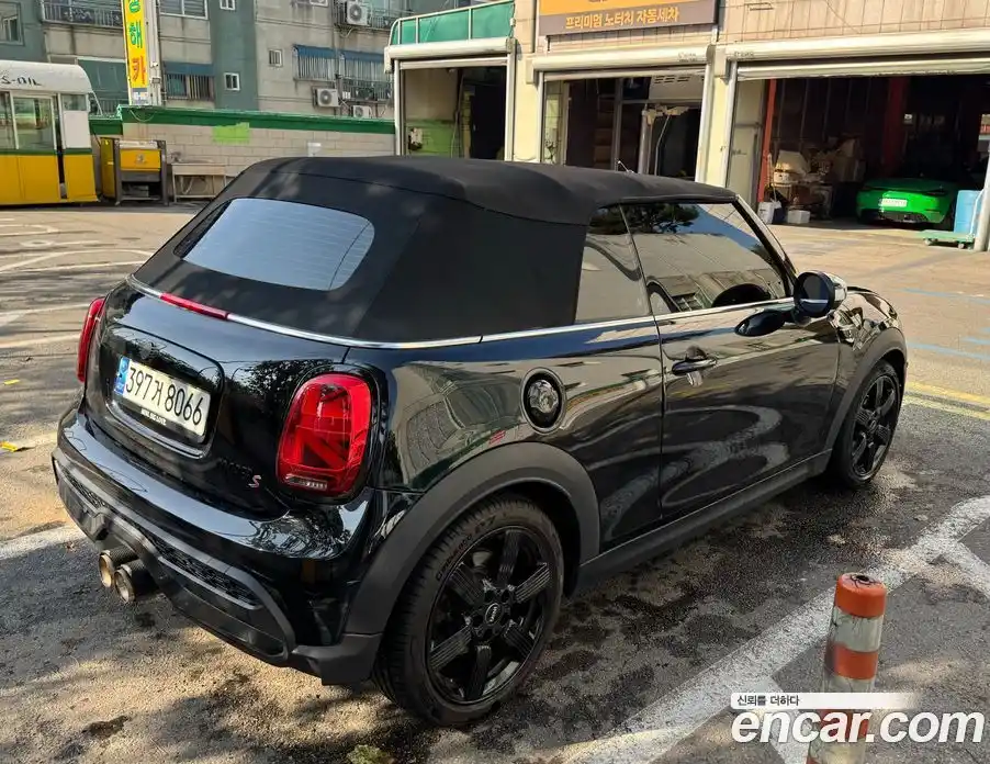 Mini Cooper Convertible 2022 2.0 Автомат в Москве № 182253, фото 15