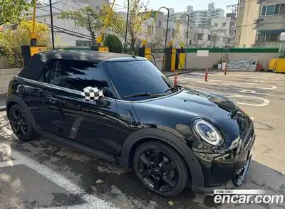 Mini Cooper Convertible 2022 2.0 Автомат в Москве № 182253, миниатюра 7