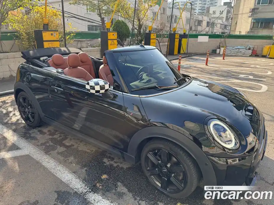 Mini Cooper Convertible 2022 2.0 Автомат в Москве № 182253, фото 9