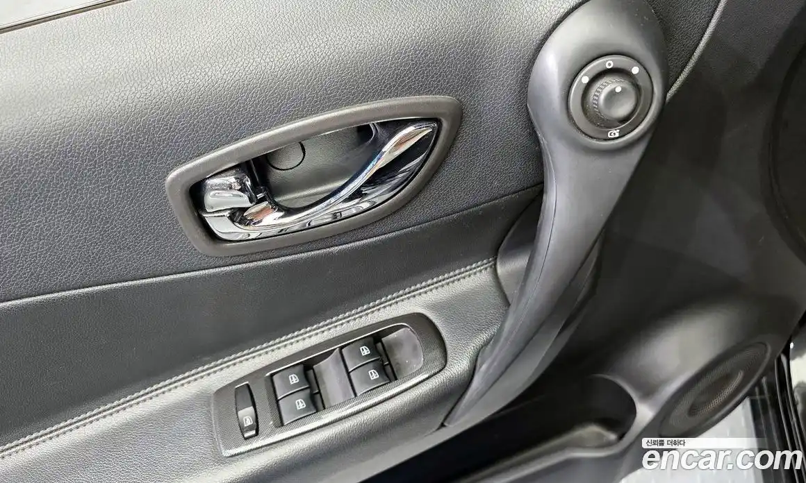 Renault QM5 2014 2.0 Автомат в Москве № 184961, фото 17