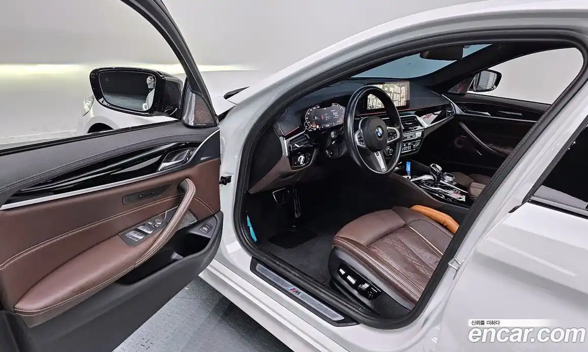 BMW 5-Series 2023 2.0 Автомат в Москве № 188939, фото 4