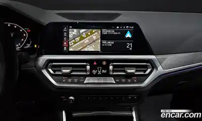 BMW 3-Series 2021 3.0 Автомат в Москве № 189336, миниатюра 3