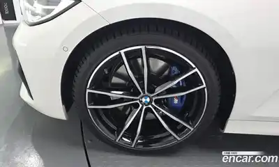 BMW 3-Series 2022 2.0 Автомат в Москве № 192128, миниатюра 3