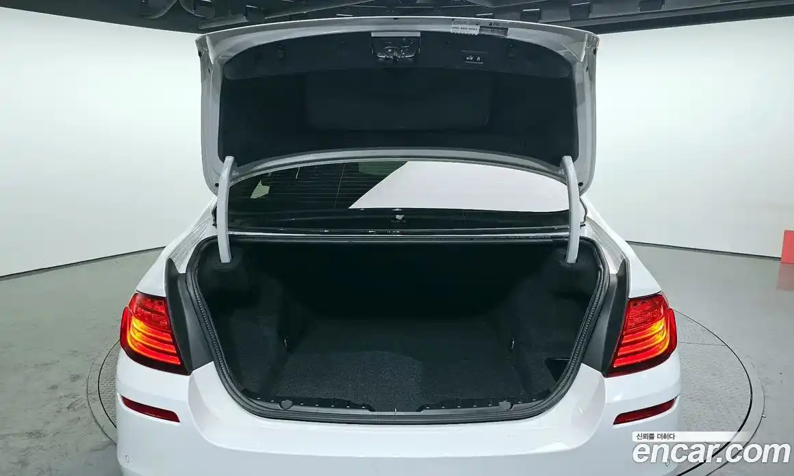 BMW 5-Series 2016 2.0 Автомат в Москве № 193196, фото 13