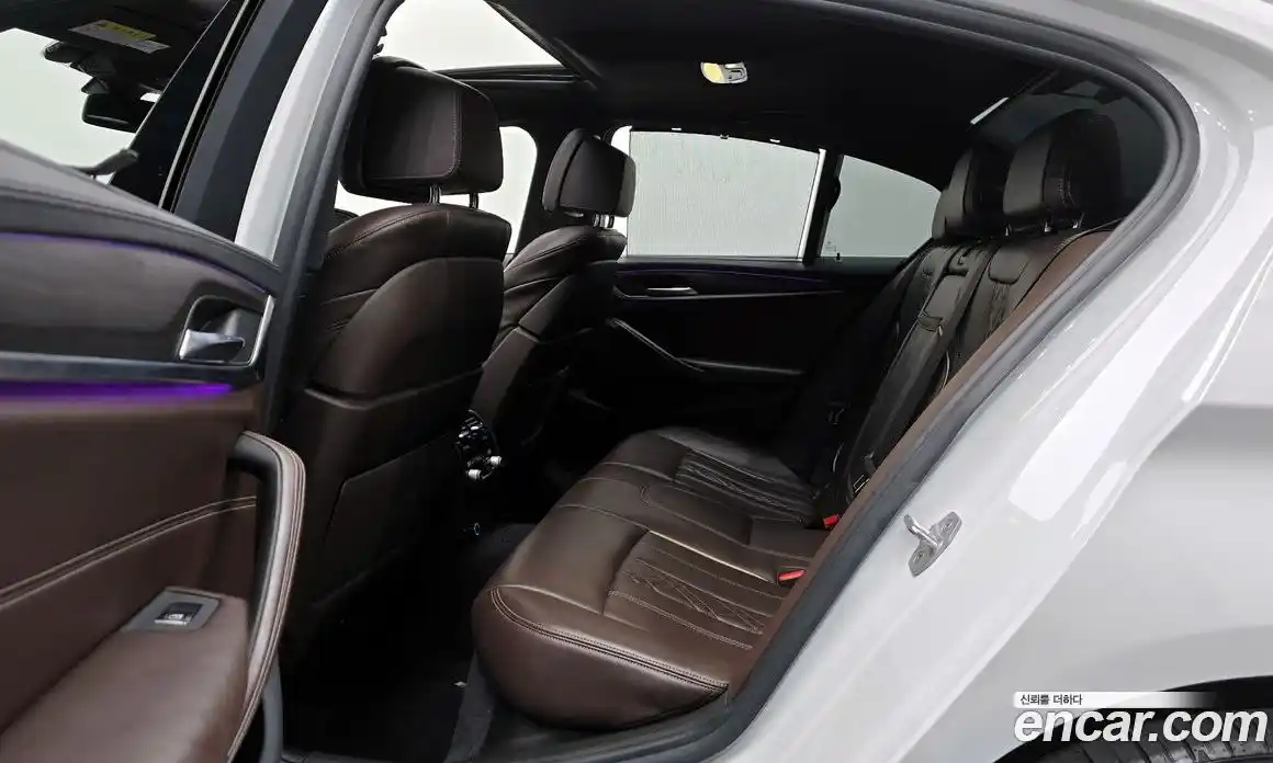 BMW 5-Series 2018 2.0 Автомат в Москве № 193219, фото 13