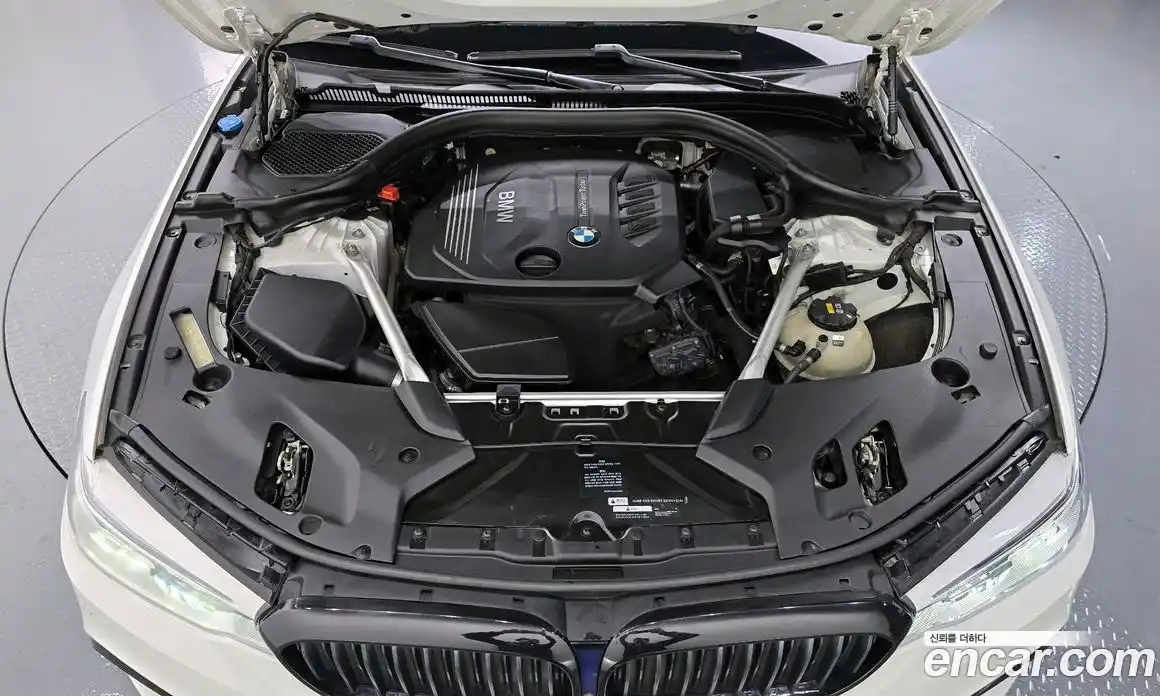 BMW 5-Series 2018 2.0 Автомат в Москве № 193219, фото 4