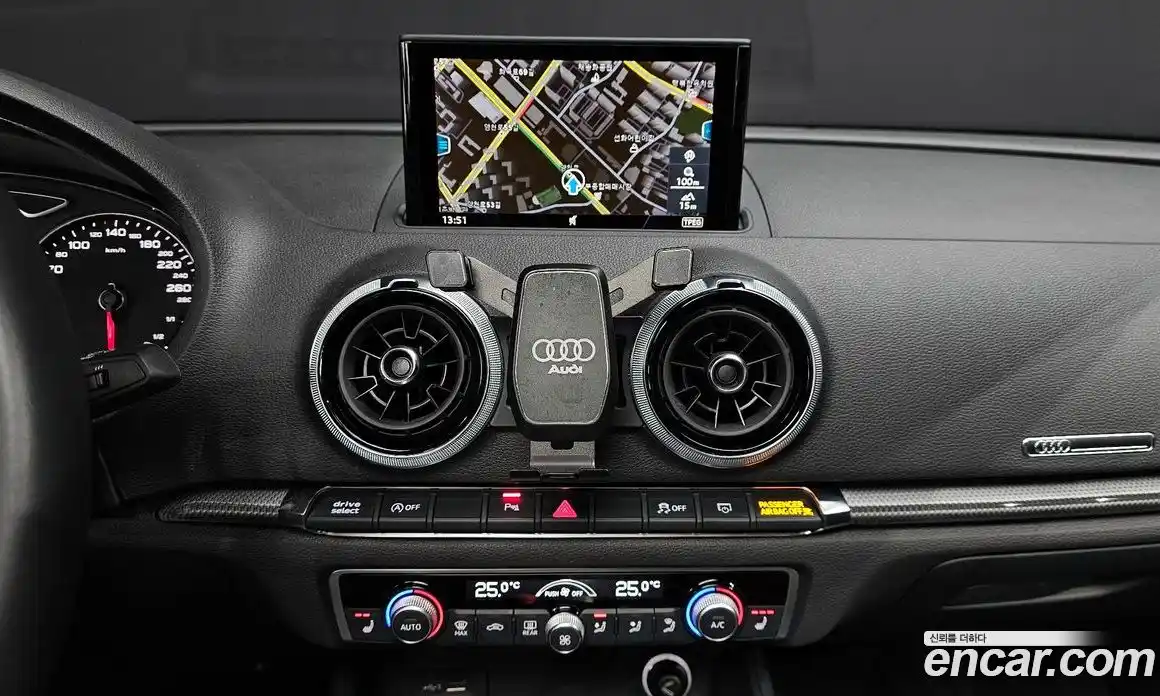 Audi A3 2020 2.0 Автомат в Москве № 193466, фото 1