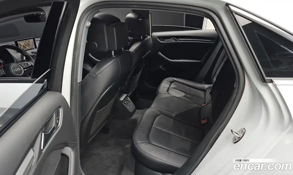 Audi A3 2020 2.0 Автомат в Москве № 193466, фото 9