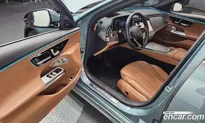 Mercedes-Benz E-Class 2024 2.0 Автомат в Москве № 193958, миниатюра 2