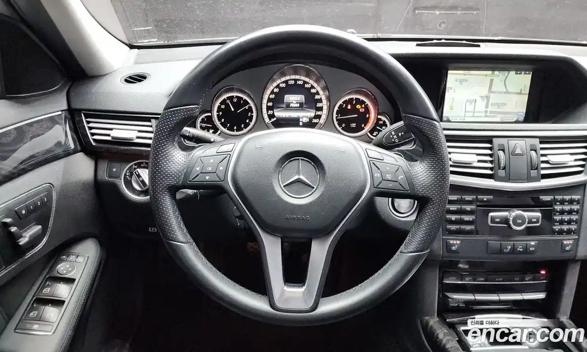 Mercedes-Benz E-Class 2013 2.1 Автомат в Москве № 194868, фото 13