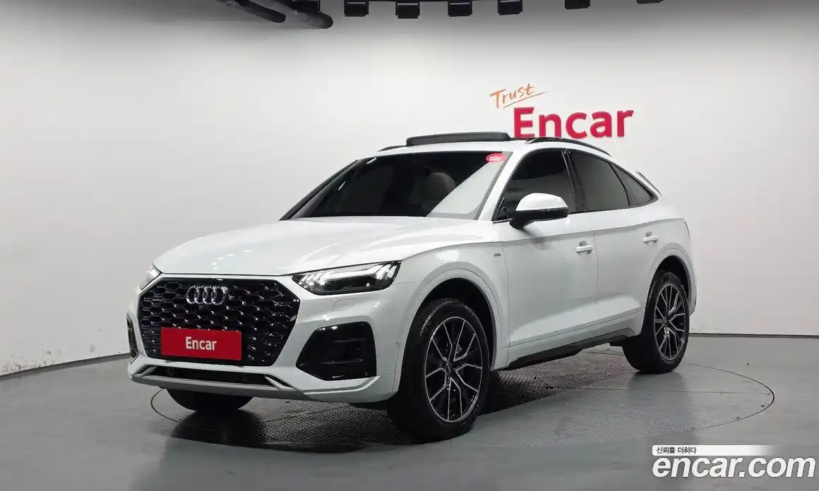 Audi Q5 2023 2.0 Автомат в Москве № 195980, фото 12