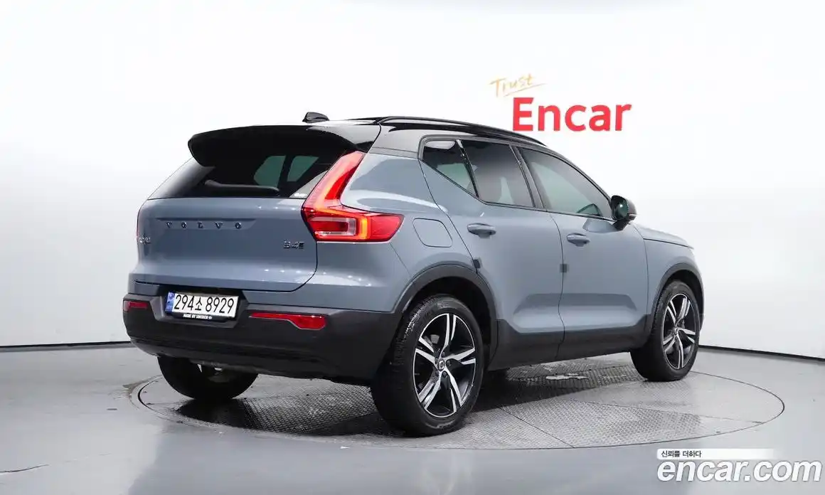 Volvo XC40 2021 2.0 Автомат в Москве № 197021, фото 11