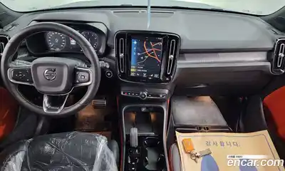 Volvo XC40 2021 2.0 Автомат в Москве № 197021, миниатюра 2