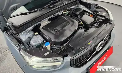 Volvo XC40 2021 2.0 Автомат в Москве № 197021, миниатюра 4