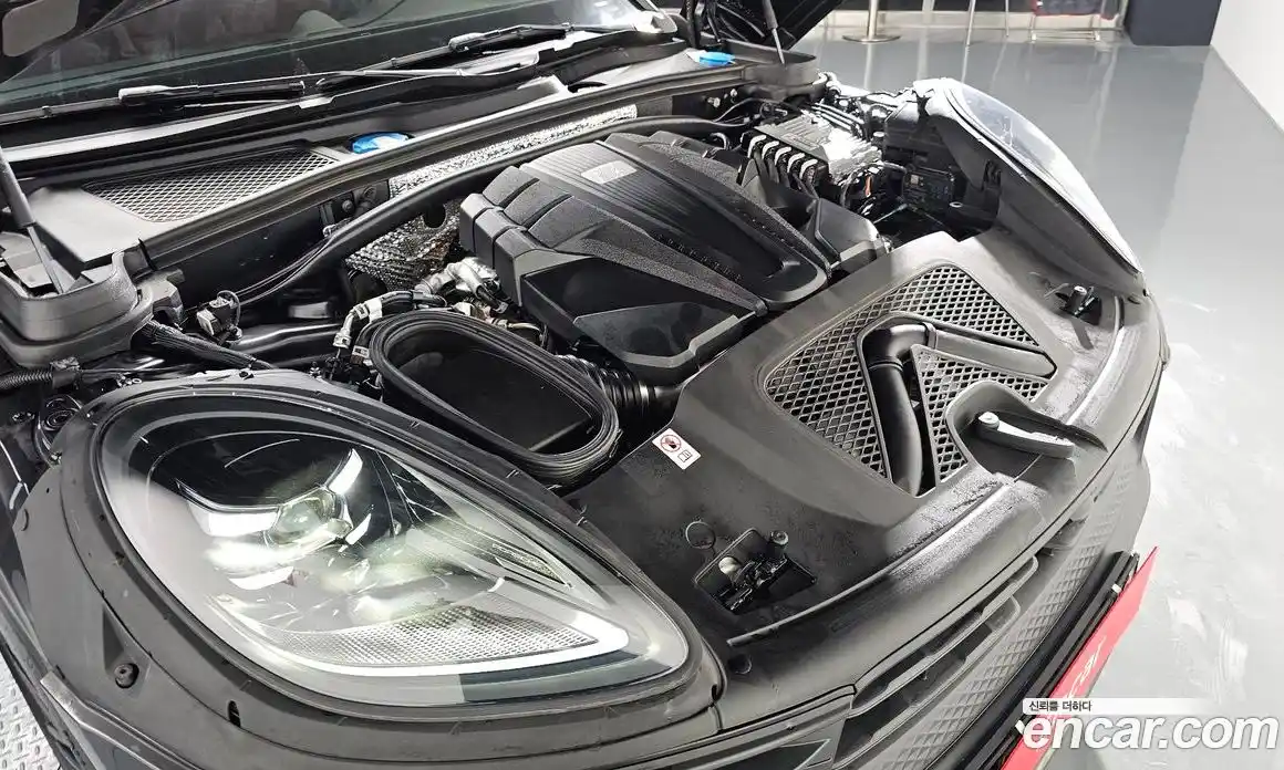 Porsche Macan 2023 2.9 Автомат в Москве № 197205, фото 1