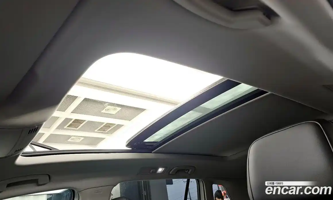 Volkswagen Tiguan 2023 2.0 Автомат в Москве № 199030, фото 18