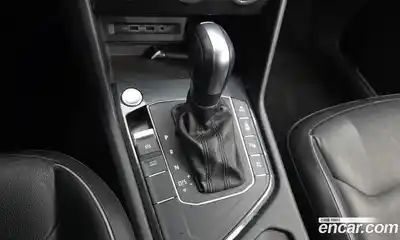 Volkswagen Tiguan 2020 2.0 Автомат в Москве № 199243, миниатюра 11