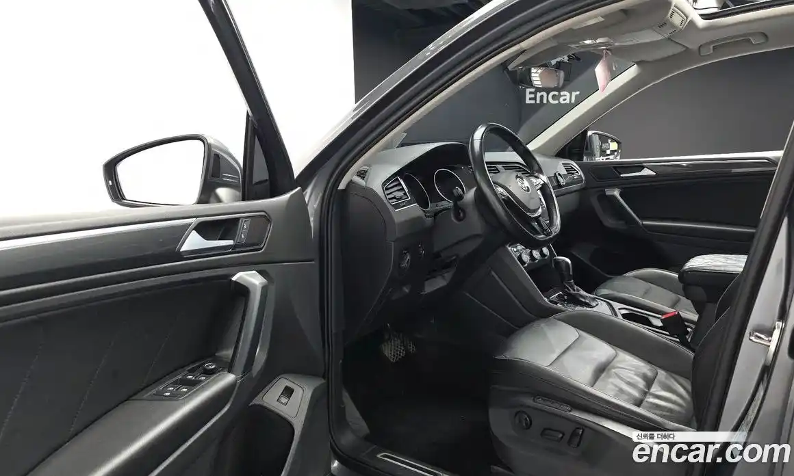 Volkswagen Tiguan 2020 2.0 Автомат в Москве № 199243, фото 16