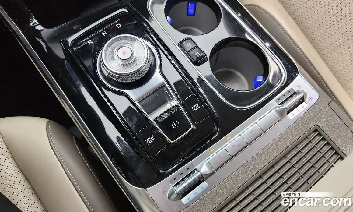 Kia Canival 2021 3.5 Автомат в Москве № 19934, фото 12