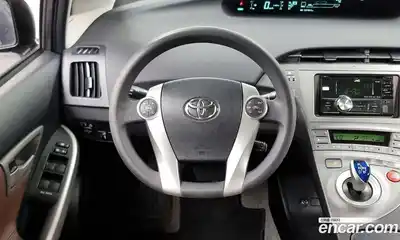 Toyota Prius 2015 1.8 Автомат в Москве № 199705, миниатюра 12