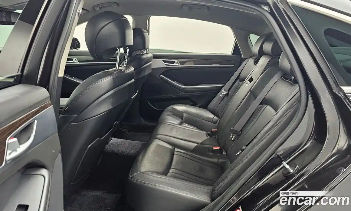 Genesis G80 2018 3.3 Автомат в Москве № 20064, фото 15