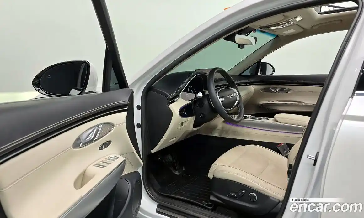 Genesis GV70 2021 2.5 Автомат в Москве № 205566, фото 10