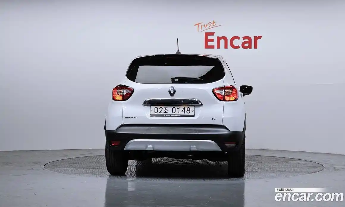 Renault QM3 2017 1.5 Автомат в Москве № 208683, фото 15