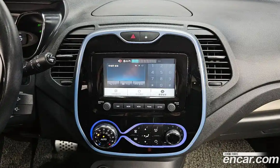 Renault QM3 2017 1.5 Автомат в Москве № 208683, фото 3