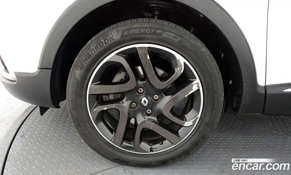 Renault QM3 2017 1.5 Автомат в Москве № 208683, фото 9