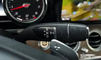 Mercedes-Benz E-Class 2018 2.0 Автомат в Москве № 209125, миниатюра 3