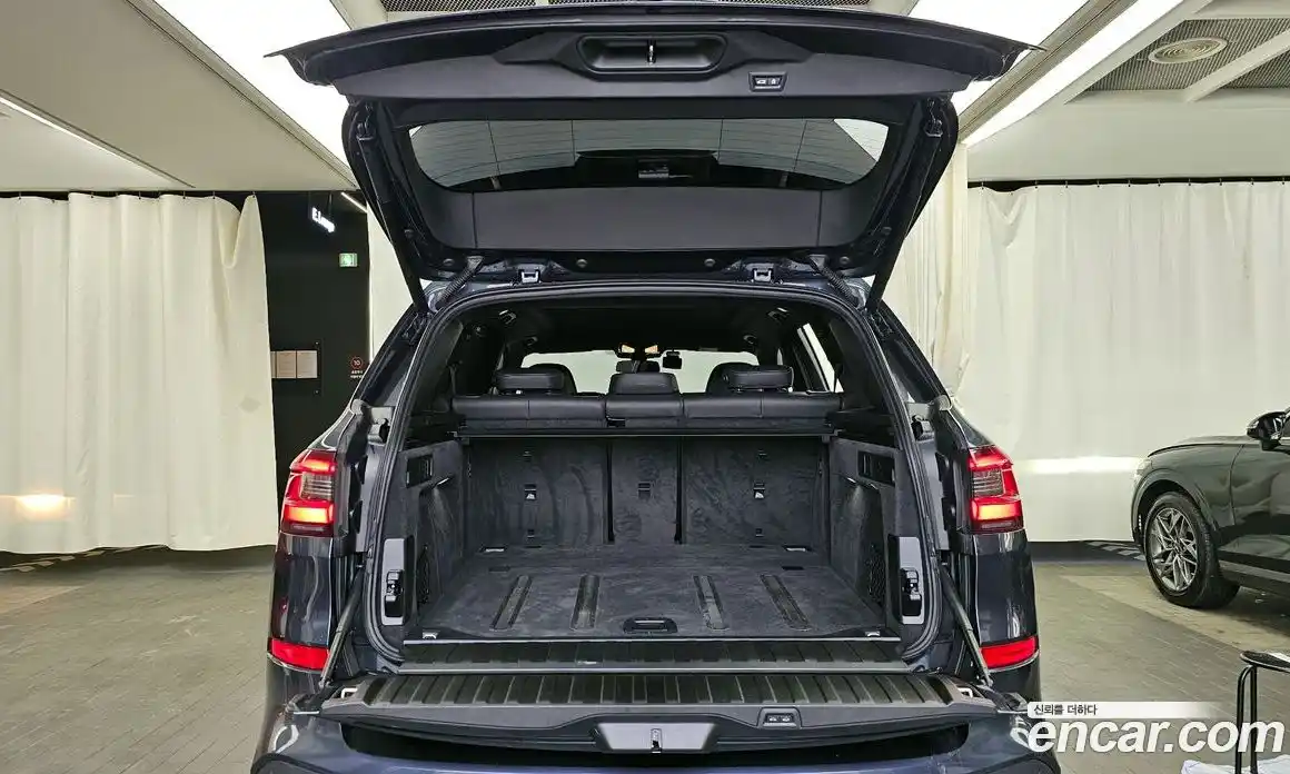 BMW X5 2022 3.0 Автомат в Москве № 211763, фото 3