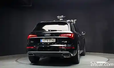 Audi Q5 2021 2.0 Автомат в Москве № 212497, миниатюра 11