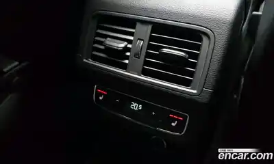 Audi Q5 2021 2.0 Автомат в Москве № 212497, миниатюра 7