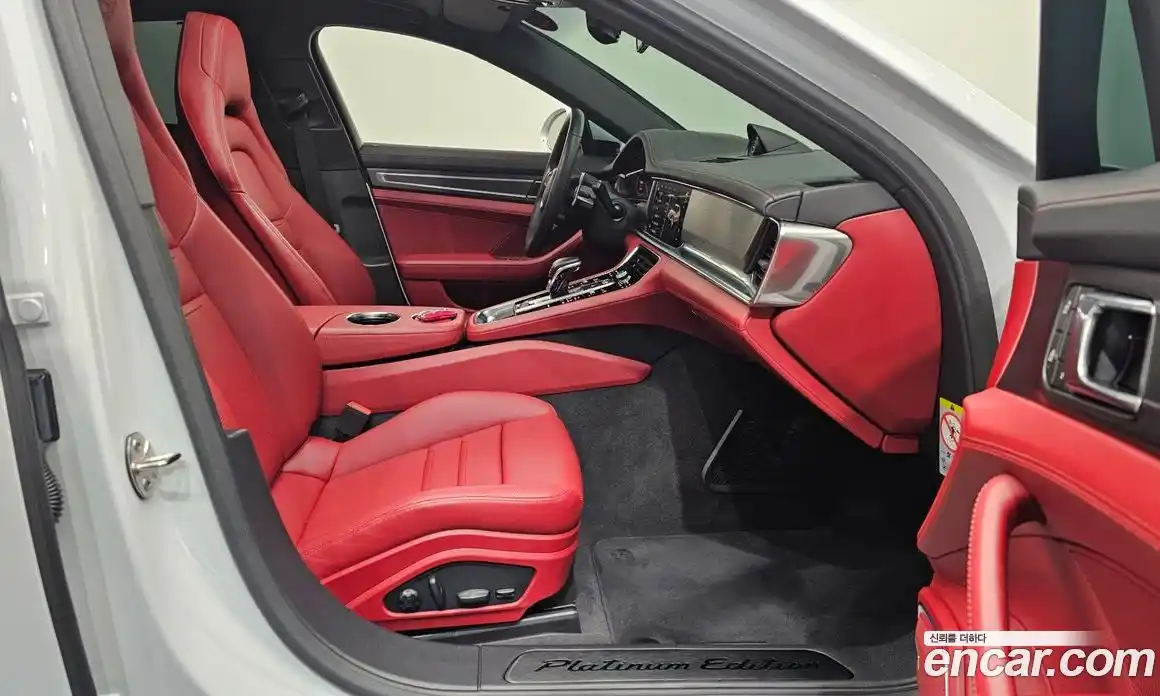 Porsche Panamera 2023 2.9 Автомат в Москве № 213138, фото 13