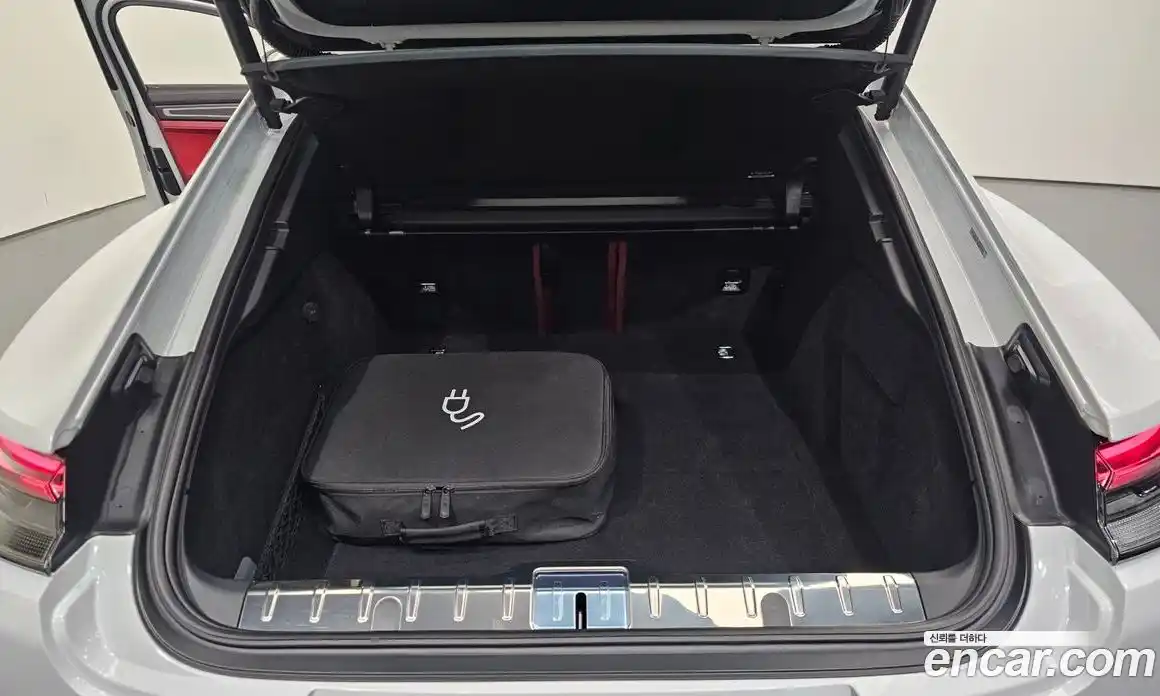 Porsche Panamera 2023 2.9 Автомат в Москве № 213138, фото 6