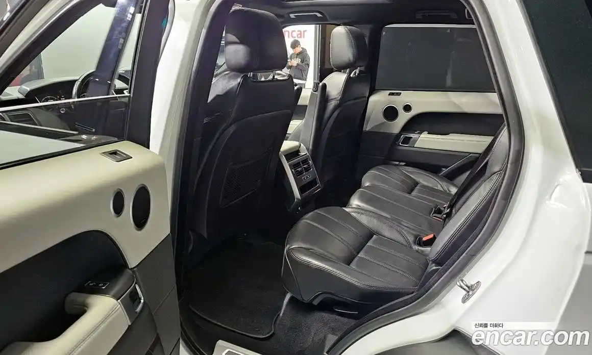 Land Rover Range-Rover Sport 2016 3.0 Автомат в Москве № 213420, фото 10