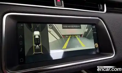 Land Rover Range-Rover Evoque 2023 2.0 Автомат в Москве № 213456, миниатюра 11