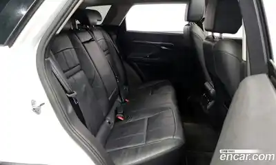 Land Rover Range-Rover Evoque 2023 2.0 Автомат в Москве № 213456, миниатюра 3