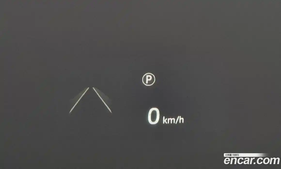 Land Rover Range-Rover Evoque 2023 2.0 Автомат в Москве № 213456, фото 7