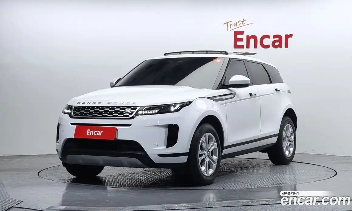 Land Rover Range-Rover Evoque 2023 2.0 Автомат в Москве № 213456, фото 9