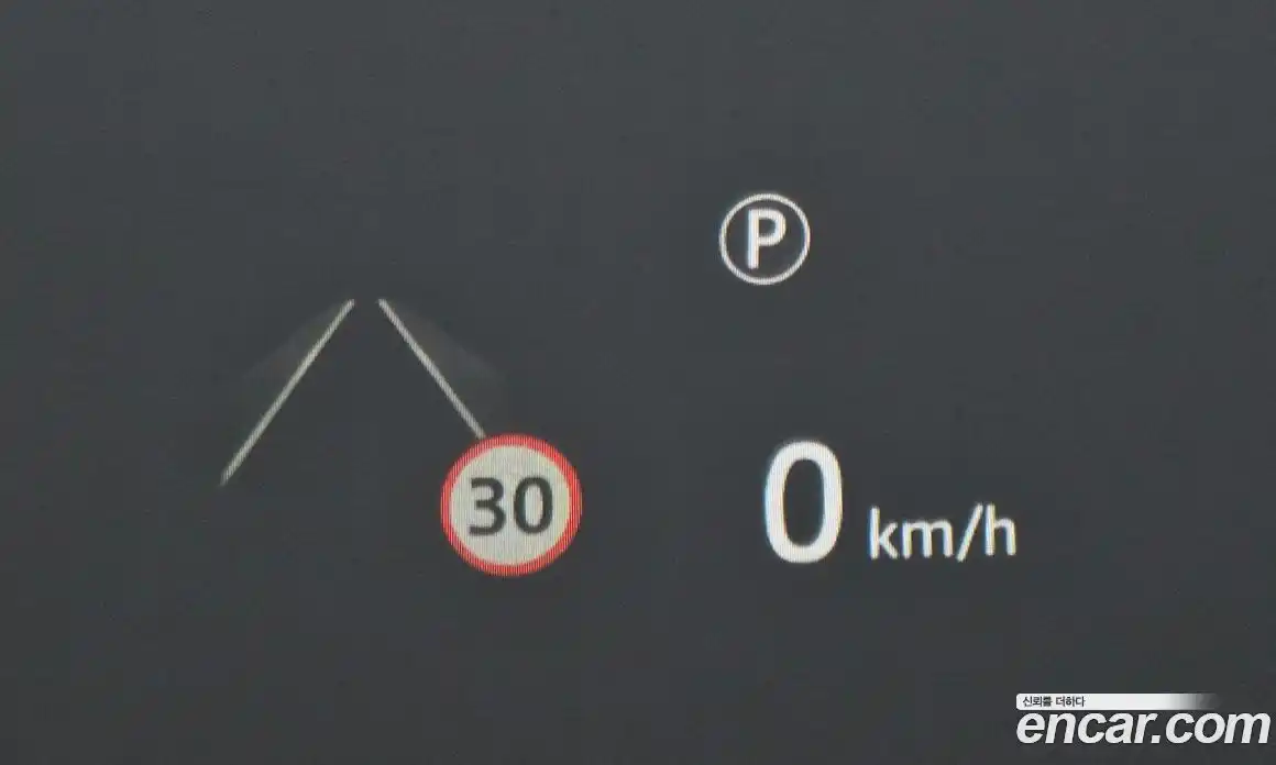Land Rover Defender 2023 3.0 Автомат в Москве № 213463, фото 4