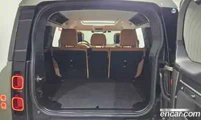 Land Rover Defender 2023 3.0 Автомат в Москве № 213463, миниатюра 10