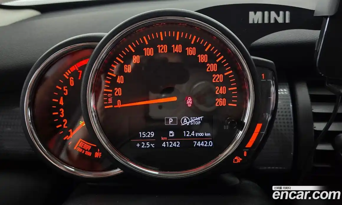 Mini Cooper 2020 1.5 Автомат в Москве № 214245, фото 4