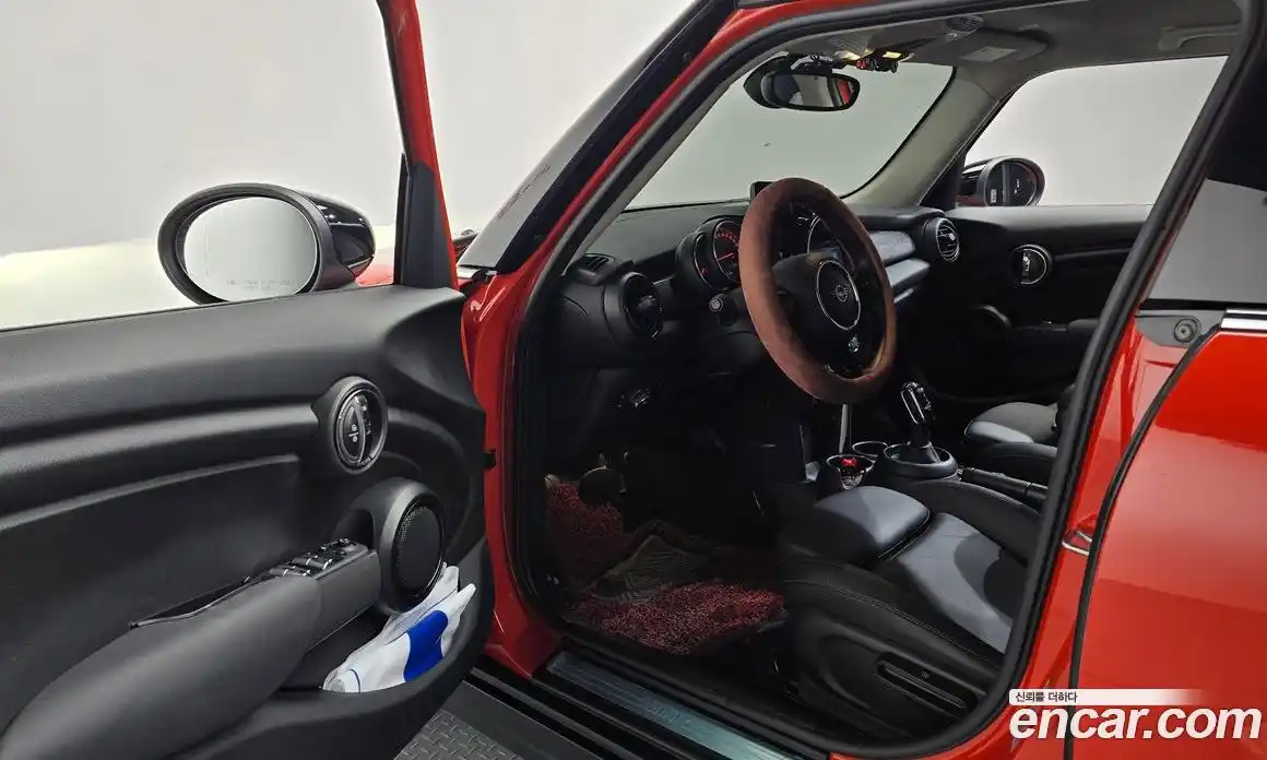 Mini Cooper 2020 1.5 Автомат в Москве № 214245, фото 9