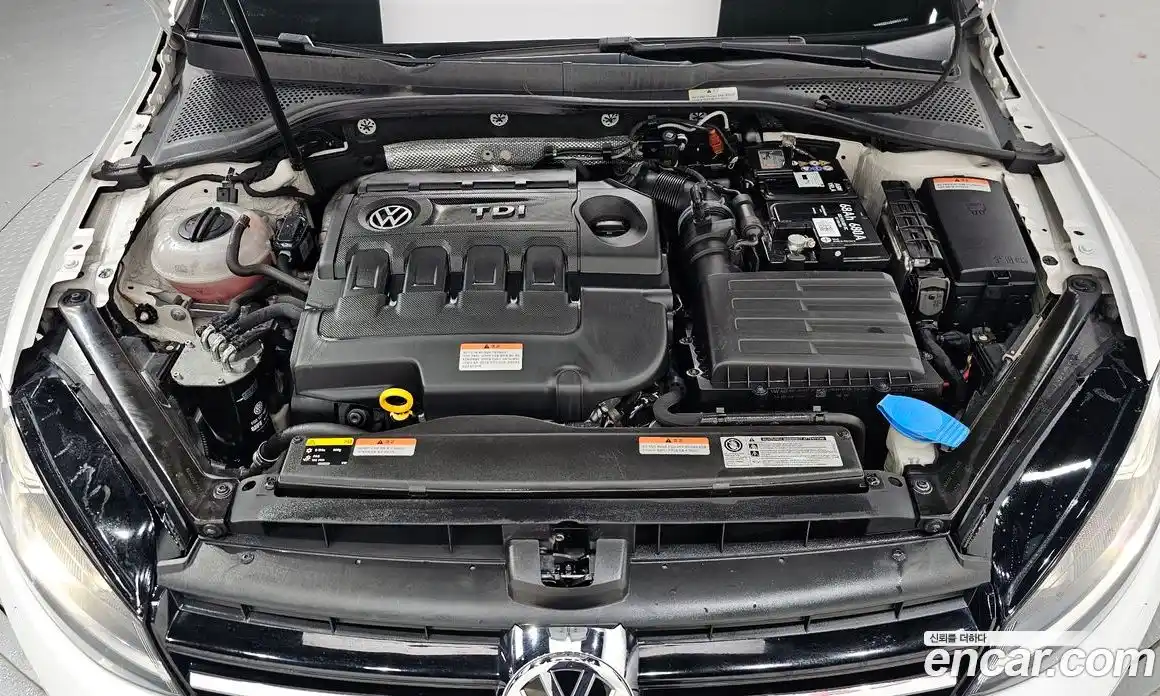 Volkswagen Golf 2016 2.0 Автомат в Москве № 215261, фото 18