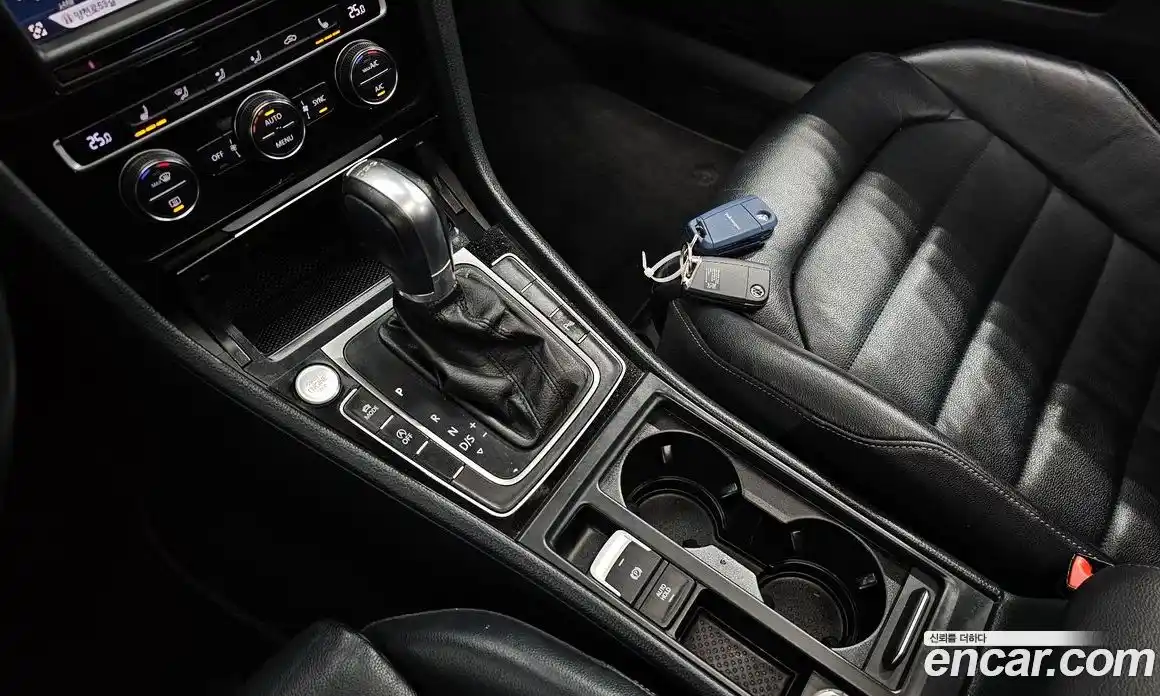 Volkswagen Golf 2016 2.0 Автомат в Москве № 215261, фото 7