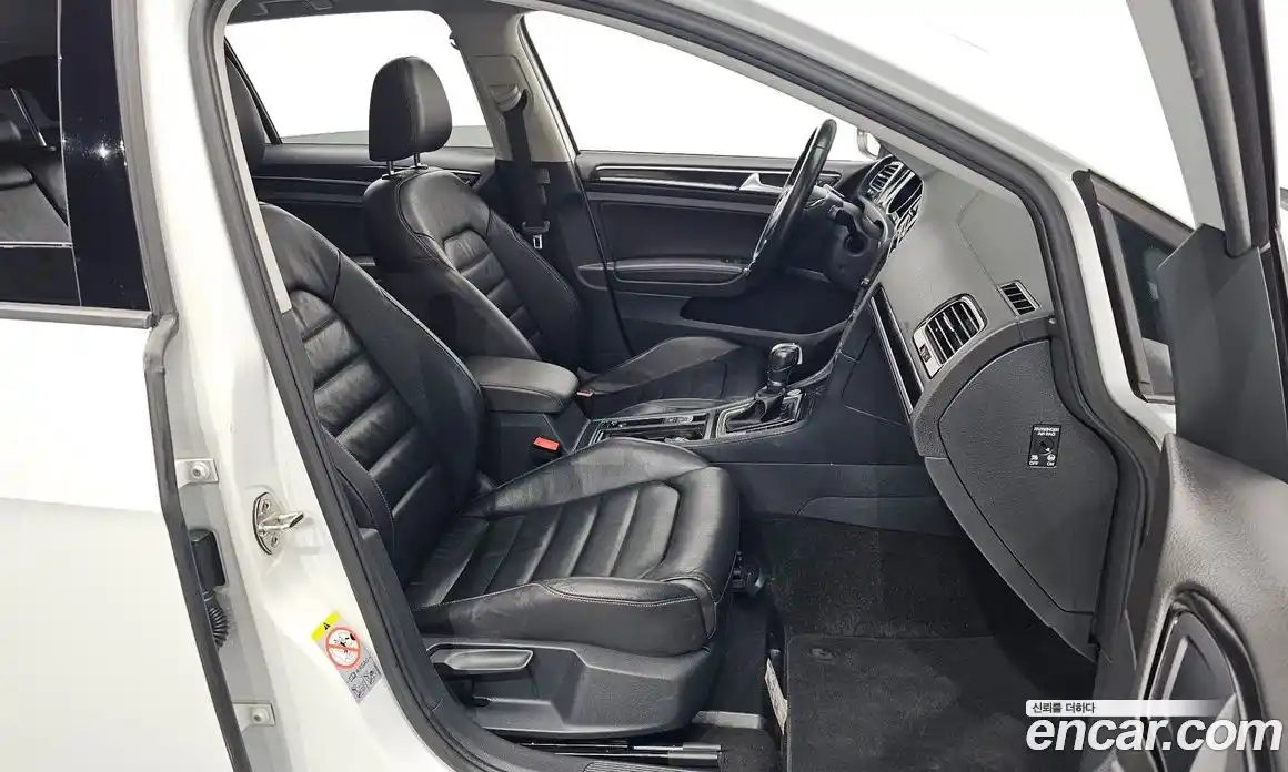 Volkswagen Golf 2016 2.0 Автомат в Москве № 215261, фото 8