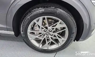 Genesis GV70 2023 2.5 Автомат в Москве № 21586, миниатюра 3