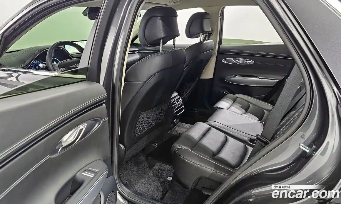 Genesis GV70 2023 2.5 Автомат в Москве № 21586, фото 4