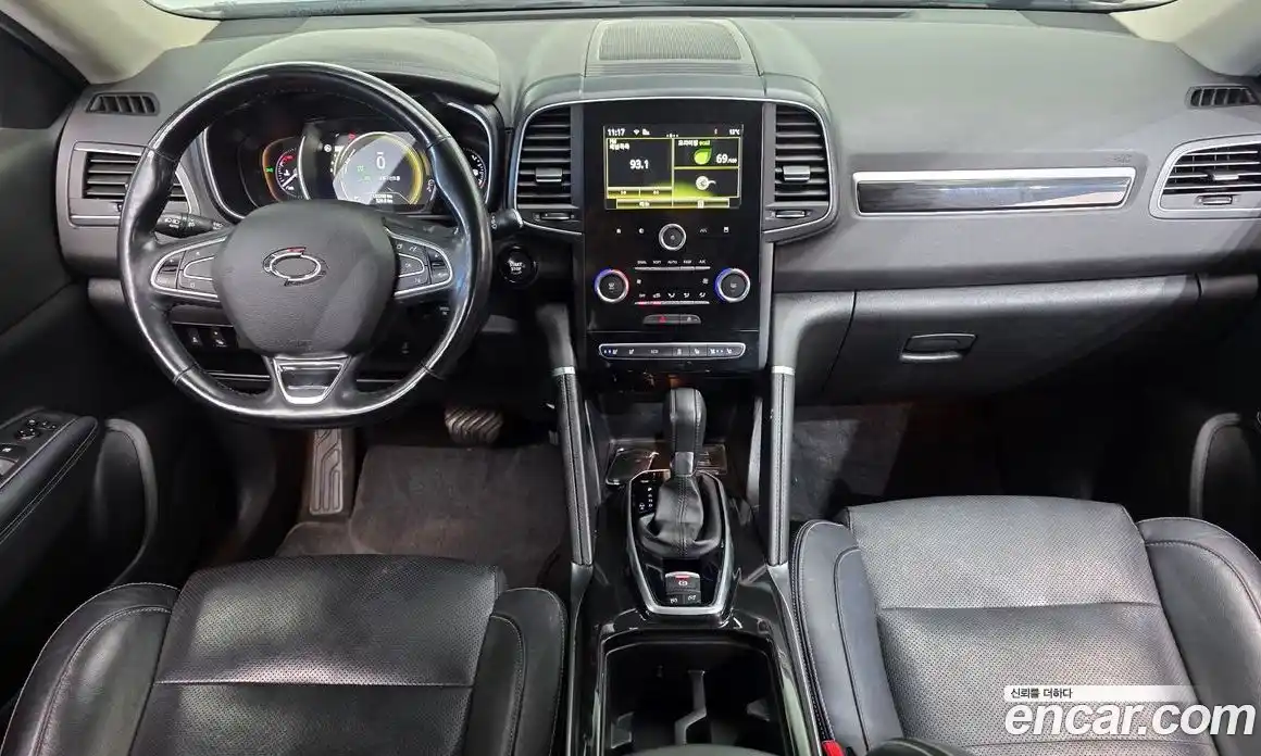 Renault QM6 2017 2.0 Автомат в Москве № 226039, фото 3